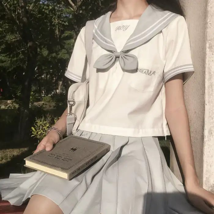 暗中作吓